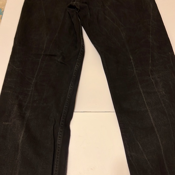 Levi Black 505 Jeans 36X32 Pre-Owned - Picture 5 of 5